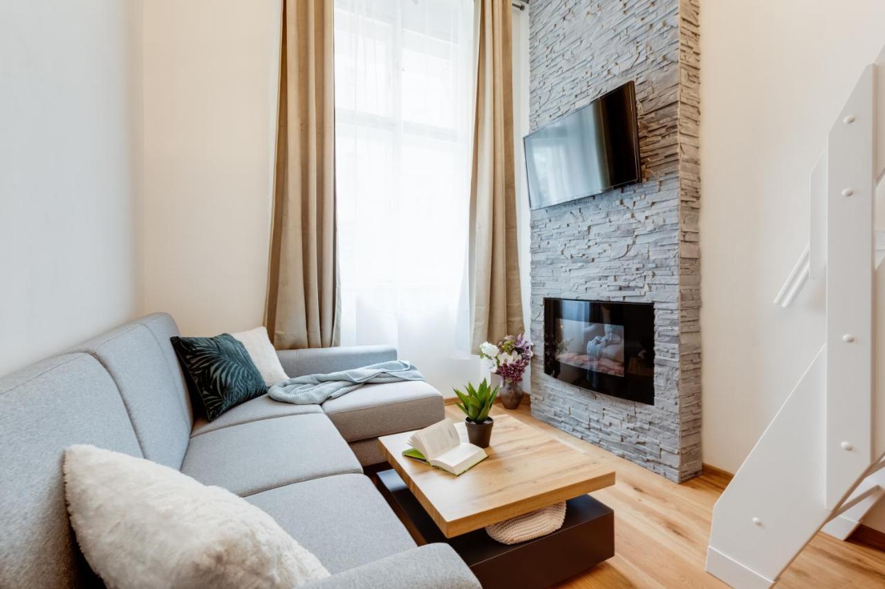 Dream Duplex On Riverside Prague Ngoại thất bức ảnh
